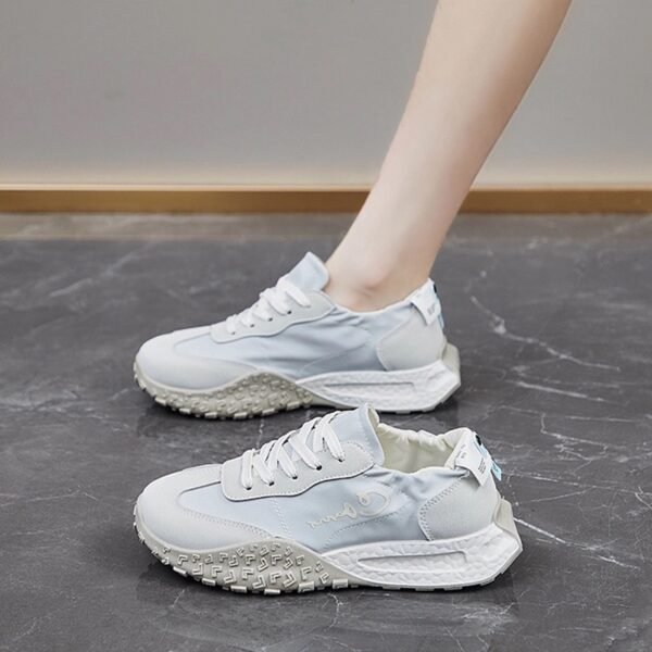 Color: Gray / Size: 35