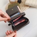 New Wallet Women Korean Style Simple Mini Grid Wallet High School Student Retro Short Wallet Card Holder Multi-card Slot - Image 3