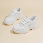 Spring Women's New Mesh Breathable Casual Sneakers - Image 3