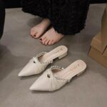 Anti-Slip Wear-Resistant Pearl Chunky Heel Half Slippers Women's Pointed Toe Covered Toe Slippers Gentle Style 2026 Summer - Image 3