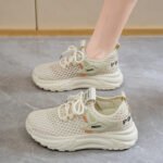 Y429 Beige / 40