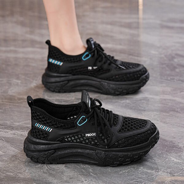 Color / Model: Y477 Black / Size: 35