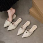 Anti-Slip Wear-Resistant Pearl Chunky Heel Half Slippers Women's Pointed Toe Covered Toe Slippers Gentle Style 2026 Summer - Image 4