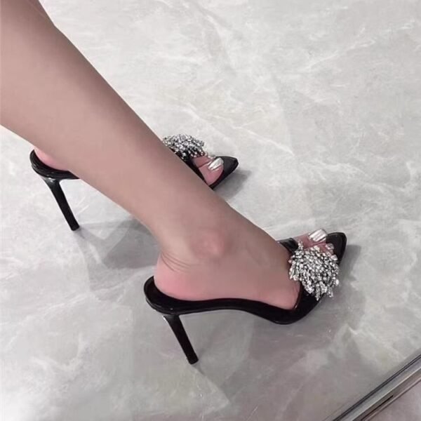 Color: Black / Size: 35