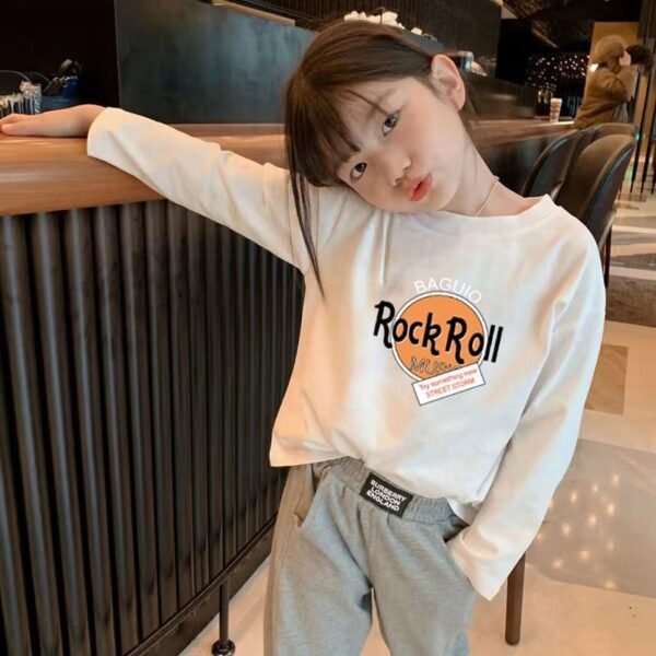 Color / Model: White Letter R / Suitable Height: 110cm