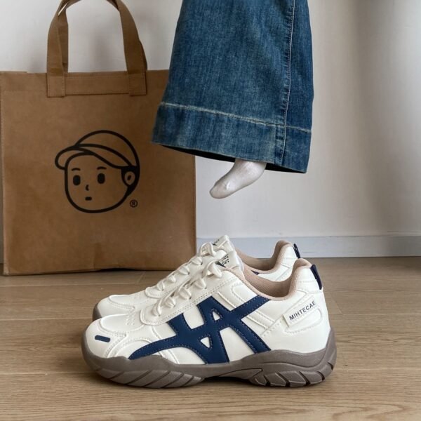 Color / Model: J723 Rice Blue / Size: 35