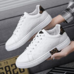 B83 White / 44