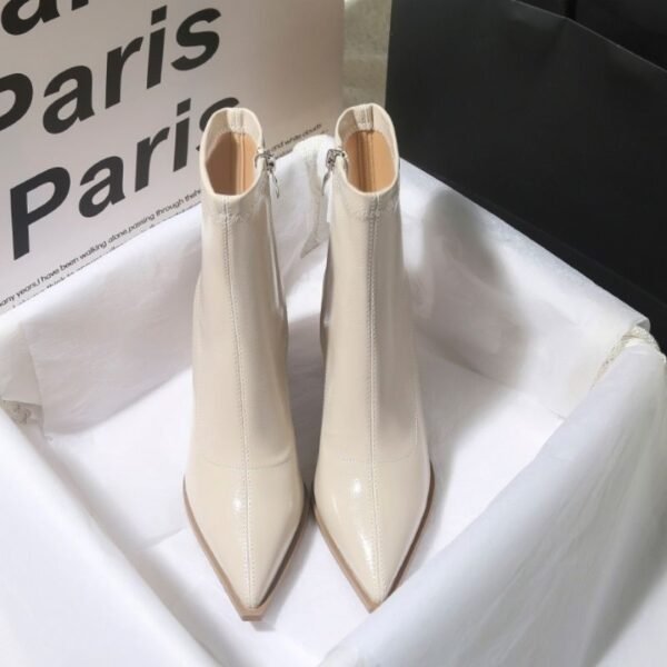 Color / Model: Beige Glossy Fleece Lined / Size: 35