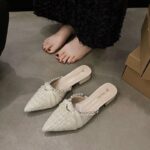 Anti-Slip Wear-Resistant Pearl Chunky Heel Half Slippers Women's Pointed Toe Covered Toe Slippers Gentle Style 2026 Summer - Image 2