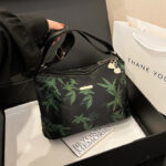 Bamboo Leaf Fashion High End / One Size