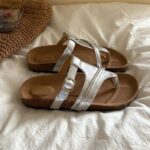 Roman Sandals Women Wear-resistant Birkenstock Flip Flops 2026 French Fairy Style Vintage Flat Beach Sandals - Image 4