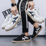 Vintage German Training Shoes Men's Fashion Low-Top Casual Board Shoes - Image 4