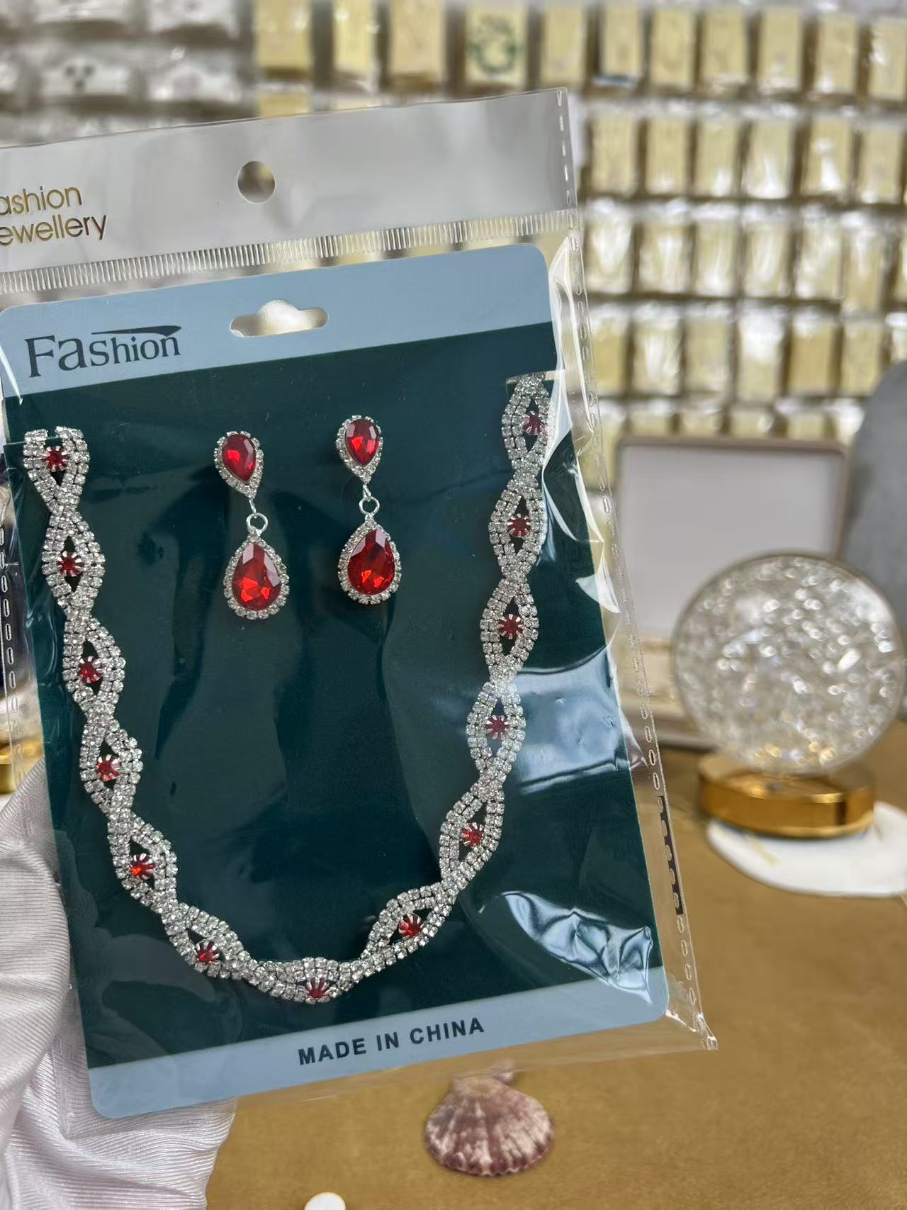 SKN1013-01 Luxury Necklace and Earrings Set Z657 - Image 1