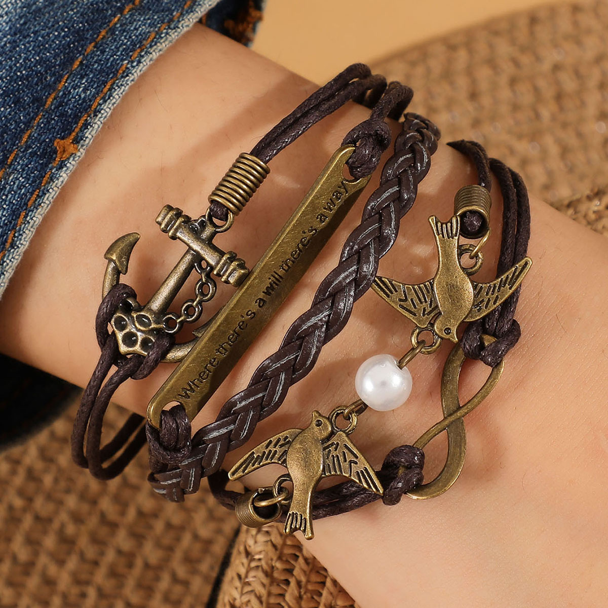 SKN492-01 Dove Bracelet ZT2190 - Image 1