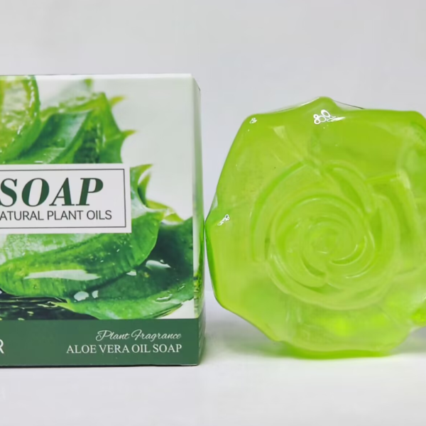 SADOER Aloe Vera Essential Oil Soap (Includes Bubble Net)