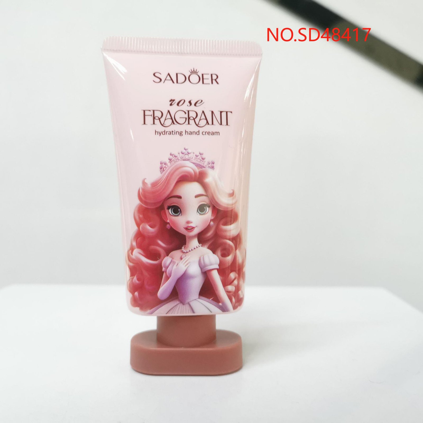 HB2795-sadoer-rose-hydrating-fragrance-hand-cream.jpeg SADOER Rose Hydrating Fragrance Hand Cream - Image 1