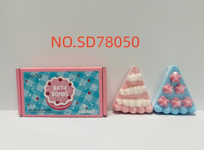 HB3887-sadoer-triangle-cake-bath-salt-ball-gift-set-of-2-foreign-version-105g.png SADOER Triangle Cake Bath Salt Ball (Gift Set of 2) 105g*2 - Image 1