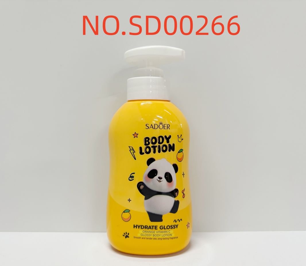 HB3979-sadoer-orange-vitamin-c-brightening-body-lotion-panda-foreign-version.jpeg SADOER Orange Vitamin C Brightening Body Lotion (Panda) 260ML - Image 1