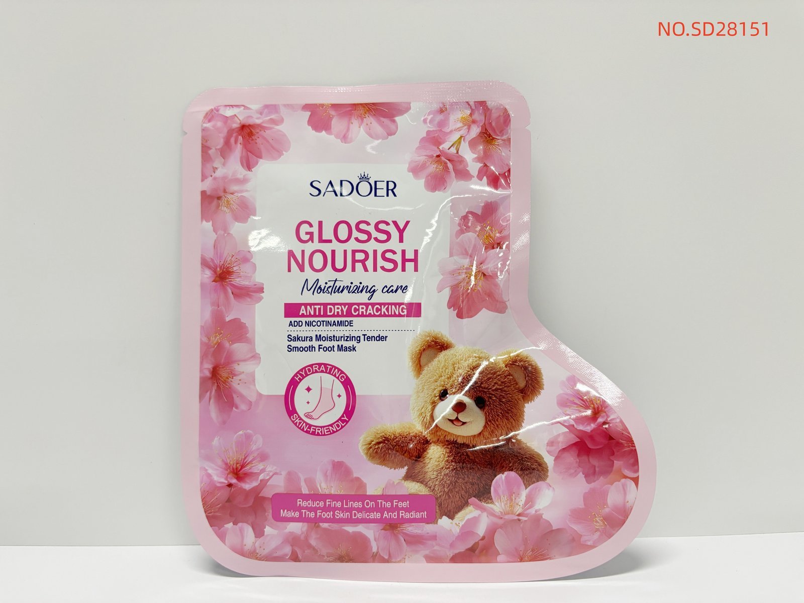 HB4000-sadoer-cherry-blossom-moisturizing-and-smoothing-foot-mask-foreign-lan-1.jpeg SADOER Cherry Blossom Moisturizing and Smoothing Foot Mask 40ML - Image 1
