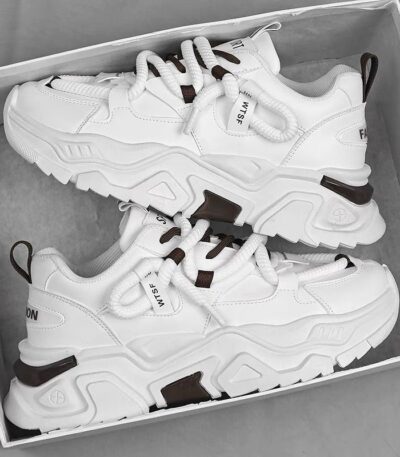 C118 White / 44