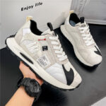 White / 44