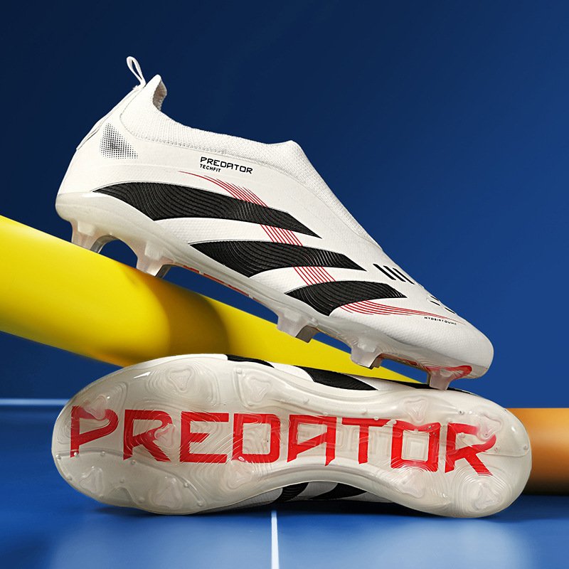 O1CN01pYByDU1XmwANP4WXz_21212218304142967-0-cib.jpg Low-Cut Flyknit AG/TF Soccer Shoes - Image 1
