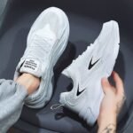 Men's Breathable Mesh Sports Shoes - Image 7