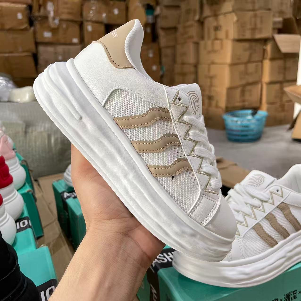 R17-womens-white-platform-sneakers-beige-accent Women's White Platform Sneakers - Sizes 35-40 - Image 1