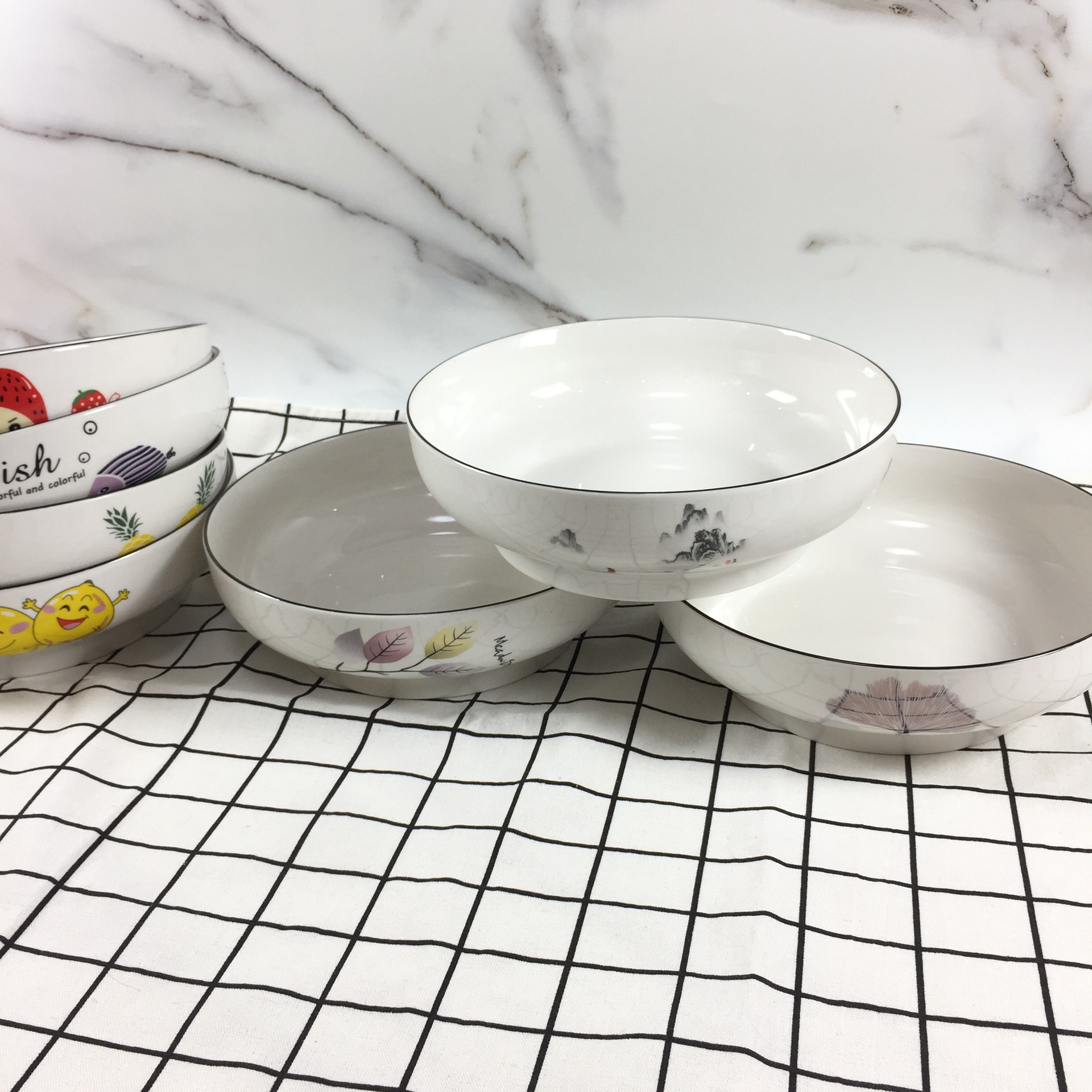 21186812009_2071079964.jpg 9-Inch Ceramic Soup Bowls - Digital Pattern Series, 30-Piece Box - Image 1