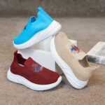 Kids Breathable Mesh Slip-On Shoes – Unisex Casual Sneakers for Spring and Autumn