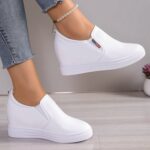 White Embossed B63 / 40 (runs Small