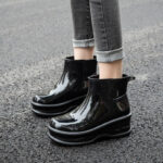 Women's Mid-Tube Waterproof Non-Slip Rain Boots - Image 2