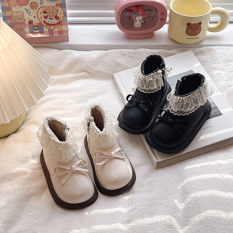 O1CN01HSvJxX1gRaJ1chua_2216942070118-0-cib.jpg Girls Fleece-Lined PU Ankle Boots - Image 1