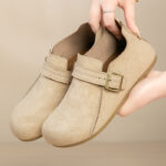 Women's Retro Buckle Hidden Heel Loafers - Image 3