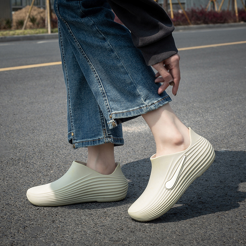 O1CN01LG367k1niqZlM78FK_2210525305124-0-cib.jpg Unisex Short Non-Slip Rain Boots - Image 1