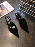 Plus Size Pointed Toe Low Heel Sandals - Image 6