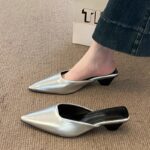 Plus Size Pointed Toe Low Heel Sandals