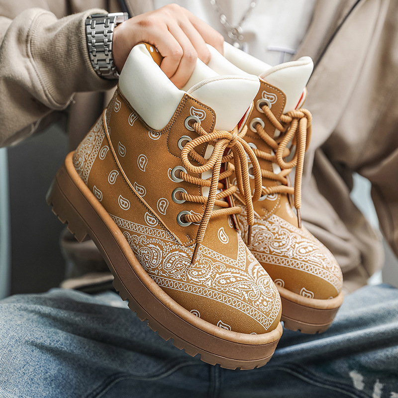 O1CN01gp7E3S1yKXIM0Ctef_2528606560-0-cib.jpg Men's High-Top Paisley Platform Martin Boots - Image 1