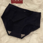 Seamless Ice Silk Hip-Lifting Briefs - Image 4