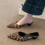 Plus Size Pointed Toe Low Heel Sandals - Image 2