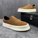 Dark Brown / 44
