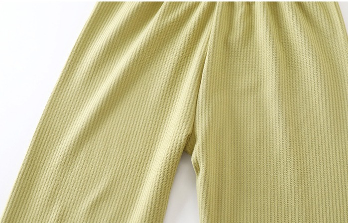 Trouser details