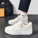 Men's Breathable Low-Top Lace-Up Sneakers - Image 2