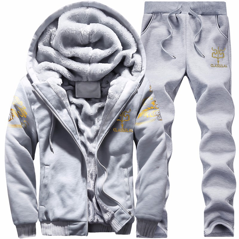 Winter fleece-lined men tracksuit